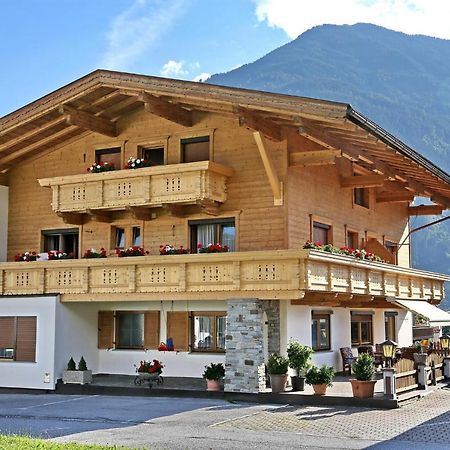 Haus Jochler Daire Ried im Zillertal Dış mekan fotoğraf