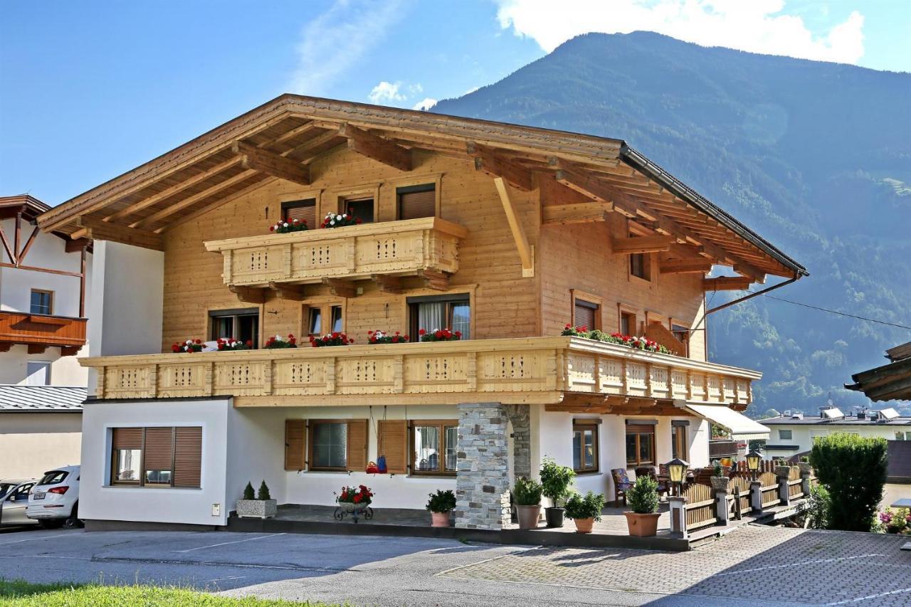 Haus Jochler Daire Ried im Zillertal Dış mekan fotoğraf
