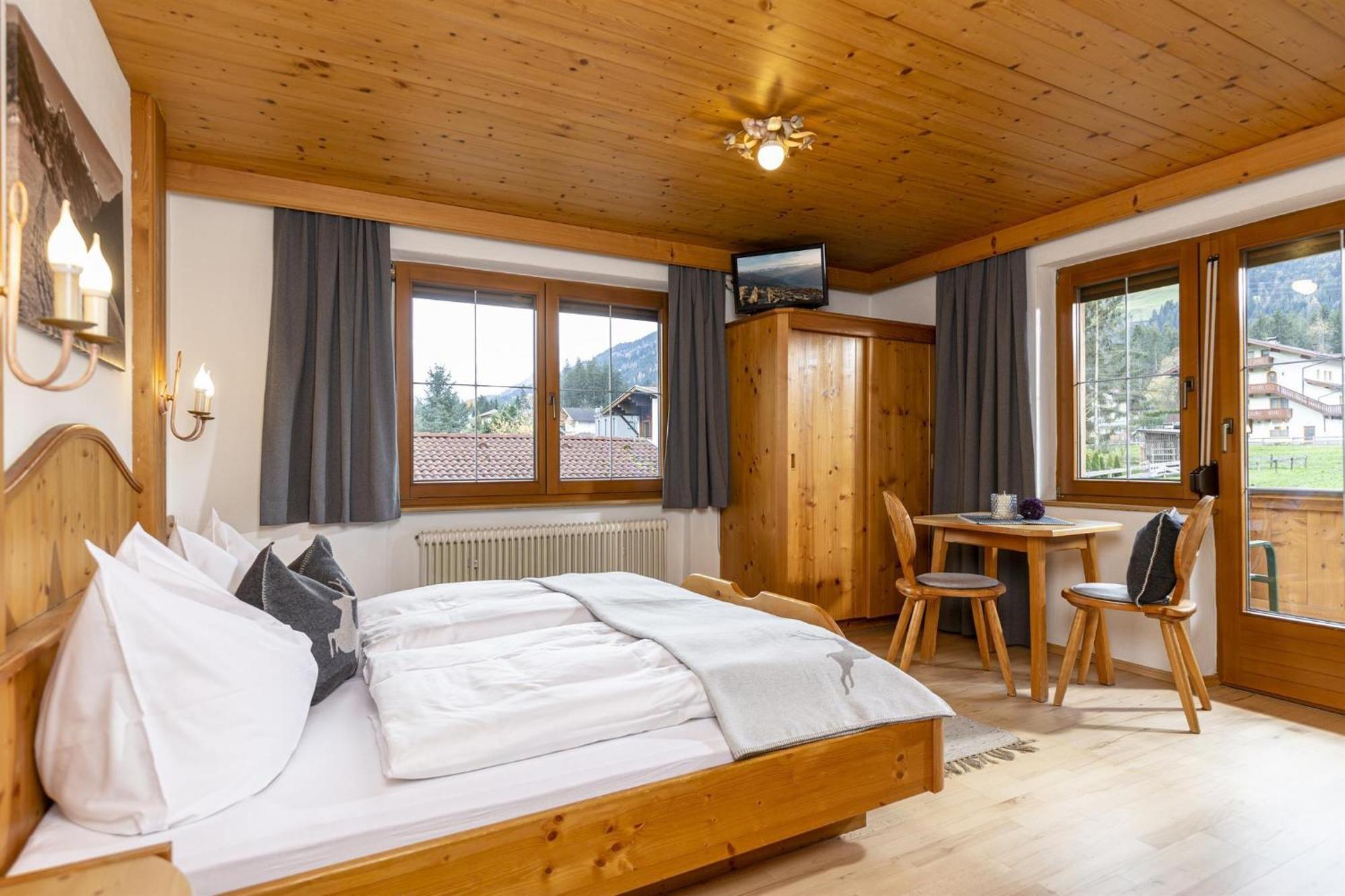Haus Jochler Daire Ried im Zillertal Oda fotoğraf