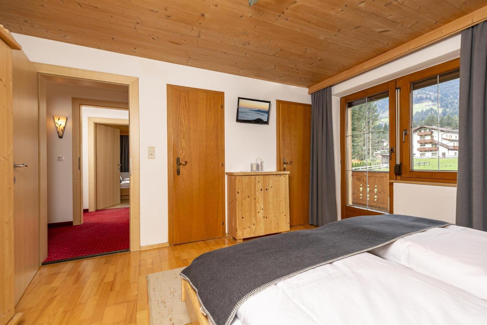 Haus Jochler Daire Ried im Zillertal Oda fotoğraf
